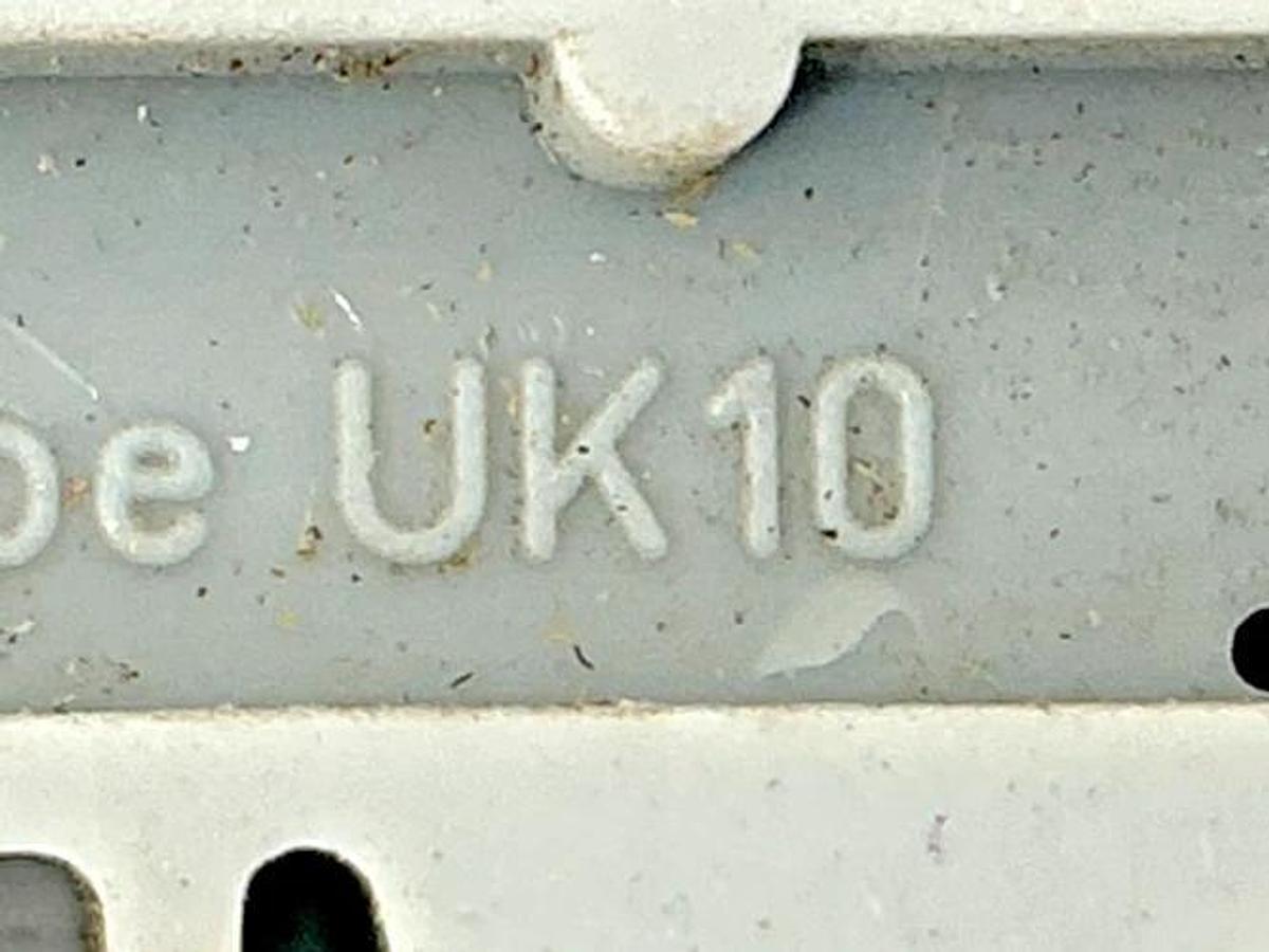 Used Lot of 10 Phoenix Contact UK-10 Terminal Block 26-8AWG 55A 600V UK10
