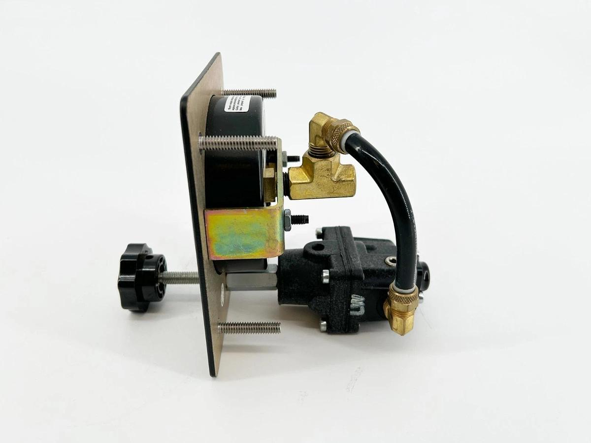New Fairchild PL530P3015 Pressure Regulator Indicating Station 250psig