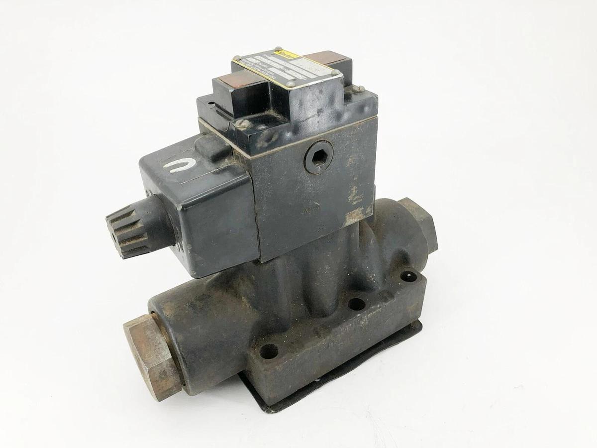 Used Parker D63W1B45Y 34 Directional Control Valve 120/60-110/50 .72-.75A 3000psi Max