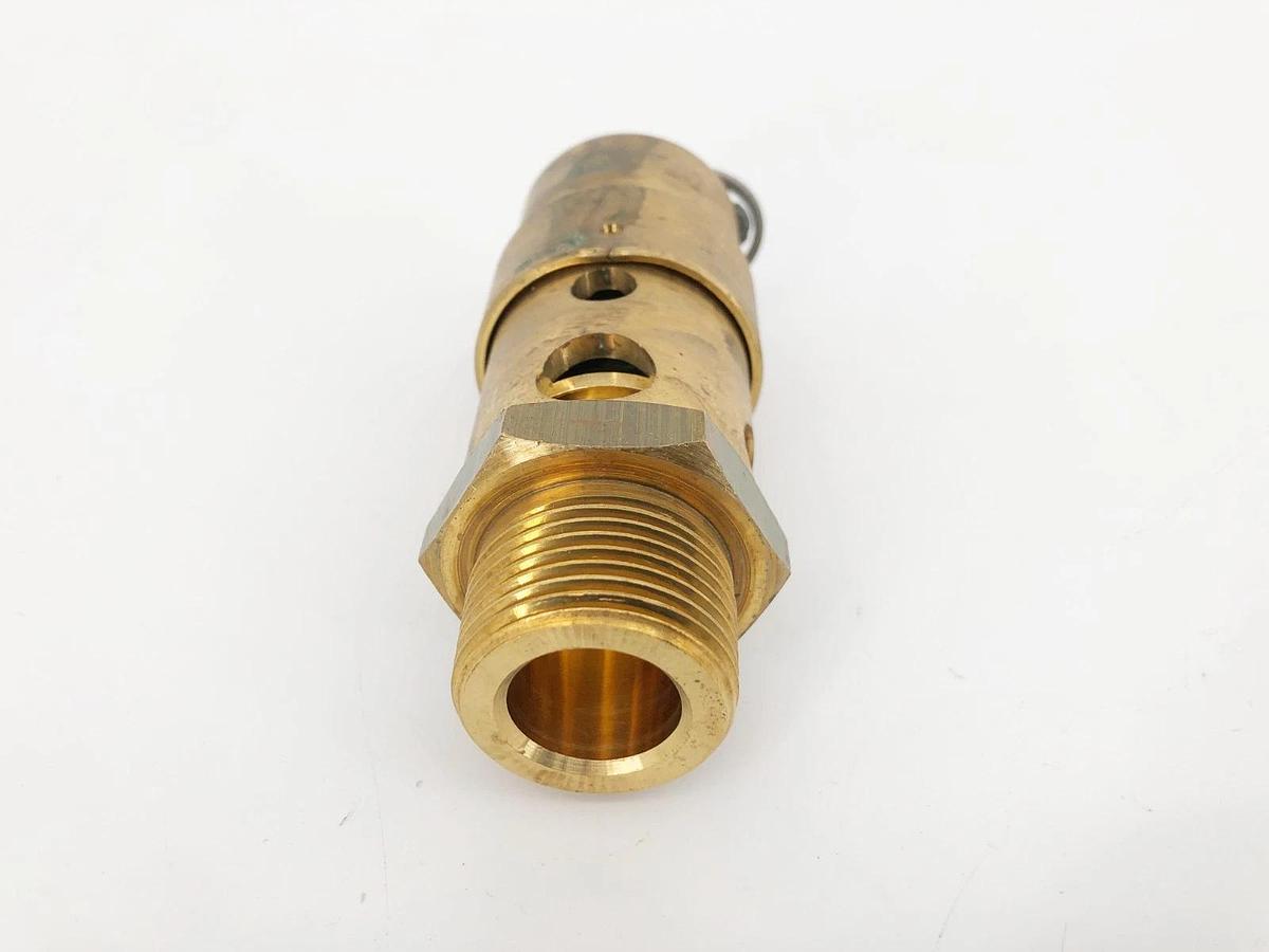 New Control Devices SW10 Soft Seat Safety Valve 1" NPT 200psi 1624 CFM - No Box