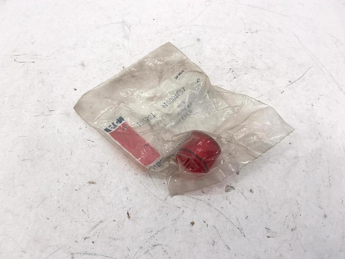 Lot of 4 New Cutler-Hammer 91000TC21 Pushbutton Lens Plastic-Red 10250T