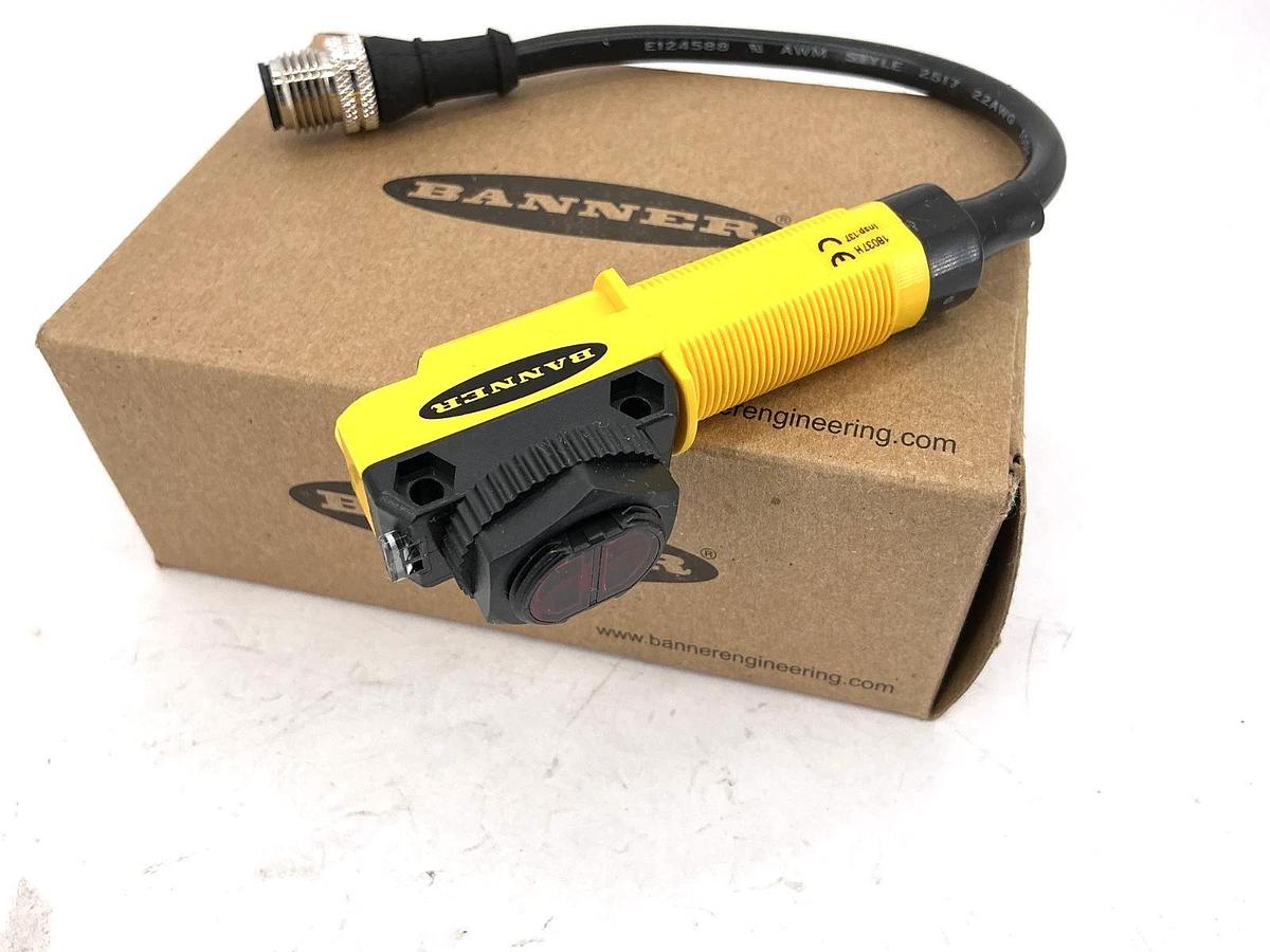 New Banner QS18APWDLQ2 World-Beam QS18 Universal Volt Sensor 79574 Range-450mm