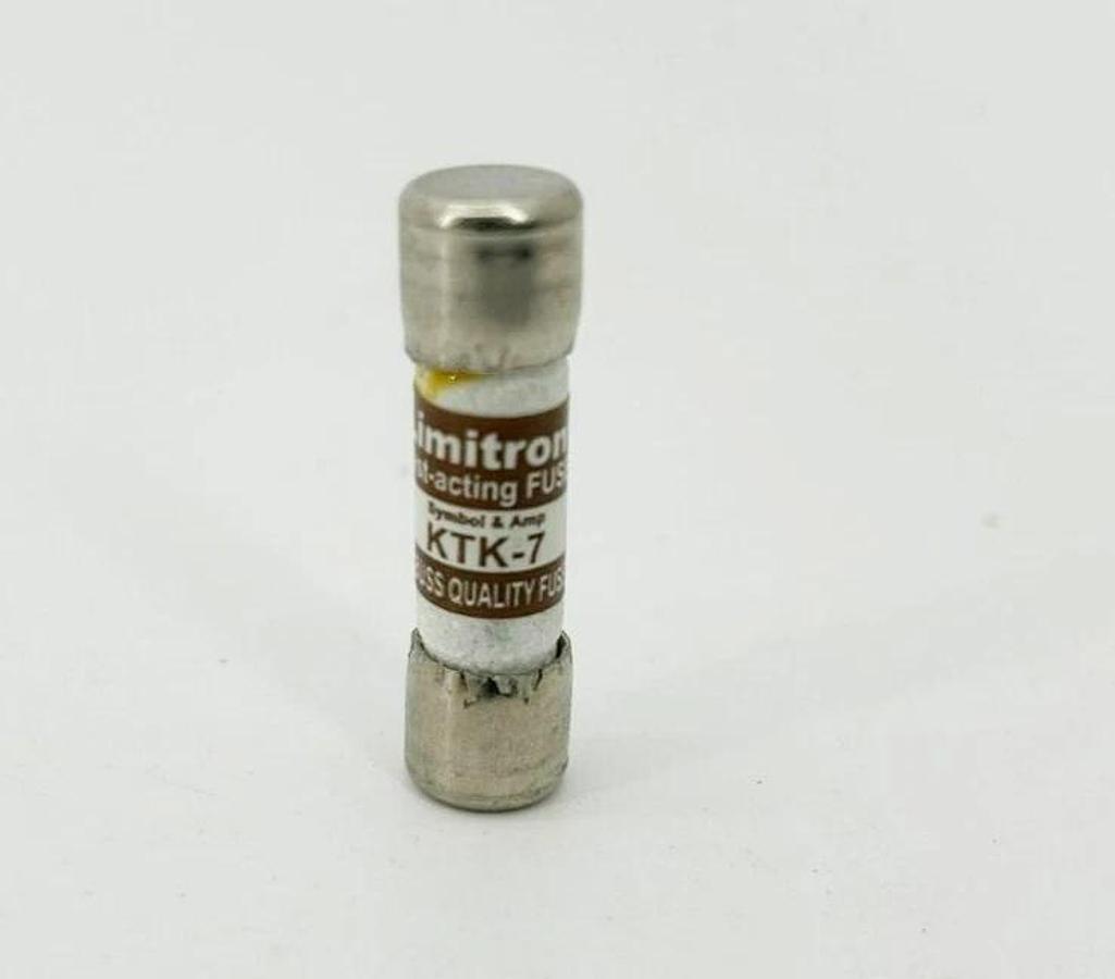 Lot of 7 New Bussmann KTK-7 Fast Acting Fuses 7A 600V