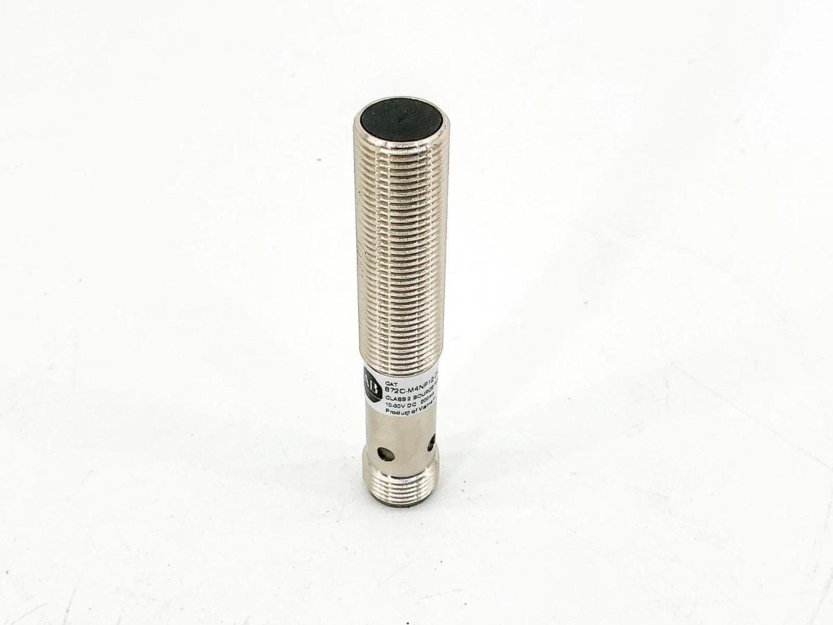 New Allen Bradley 872C-M4NP12-D4 Inductive Proximity Sensor 30VDC 200mA Ser.E