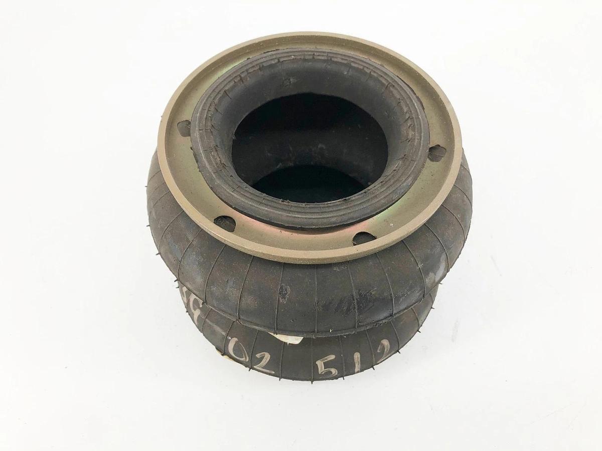 New Firestone W01-358-7333 Air Spring Double Conv. 26C Bead 1-3/4 BNW - No Box