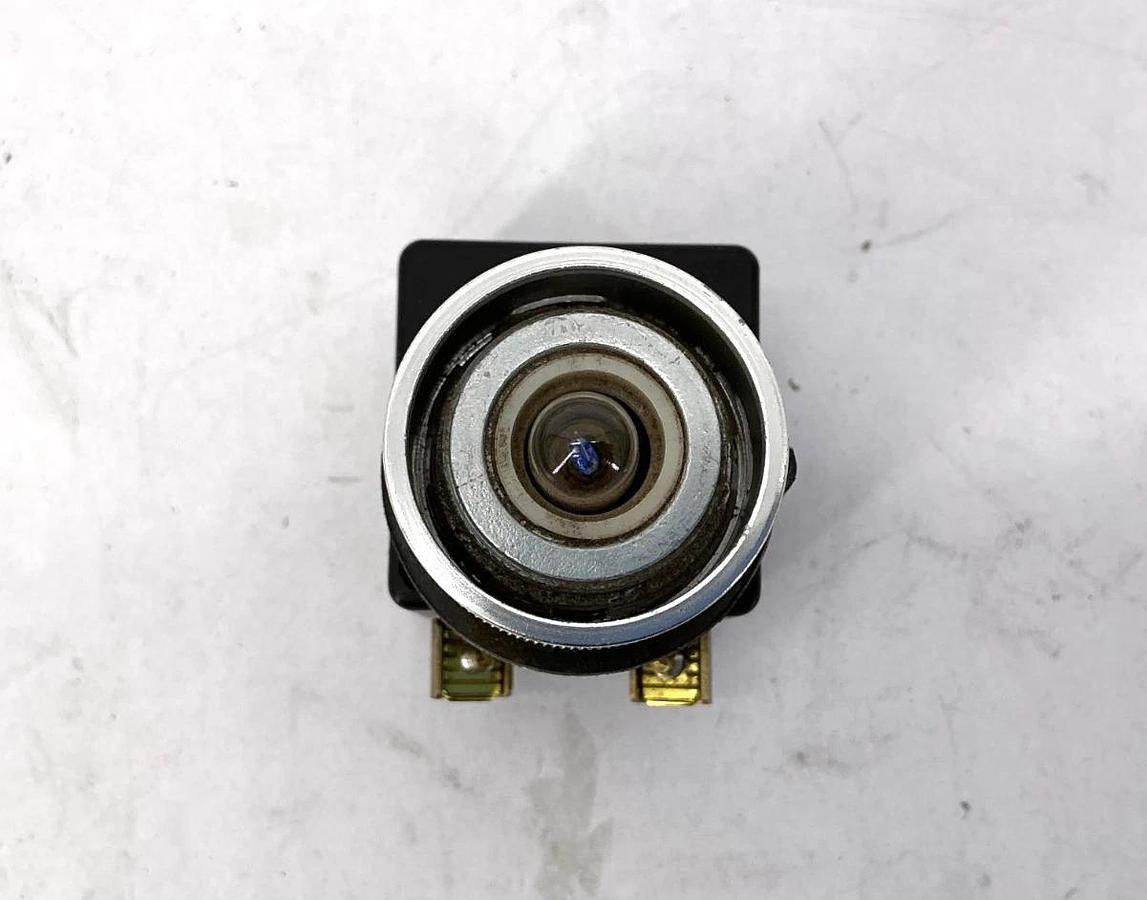 Used Square D 9001-KM-5 Series A Light Module Class 9001 Type KM-5 380/480V 50/60HZ