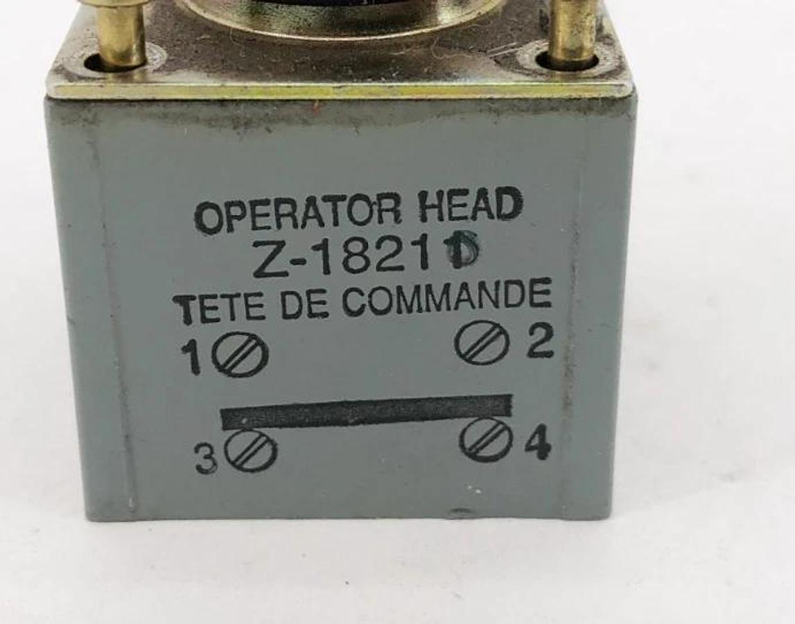 Used Allen Bradley Z-18211 Operating Head