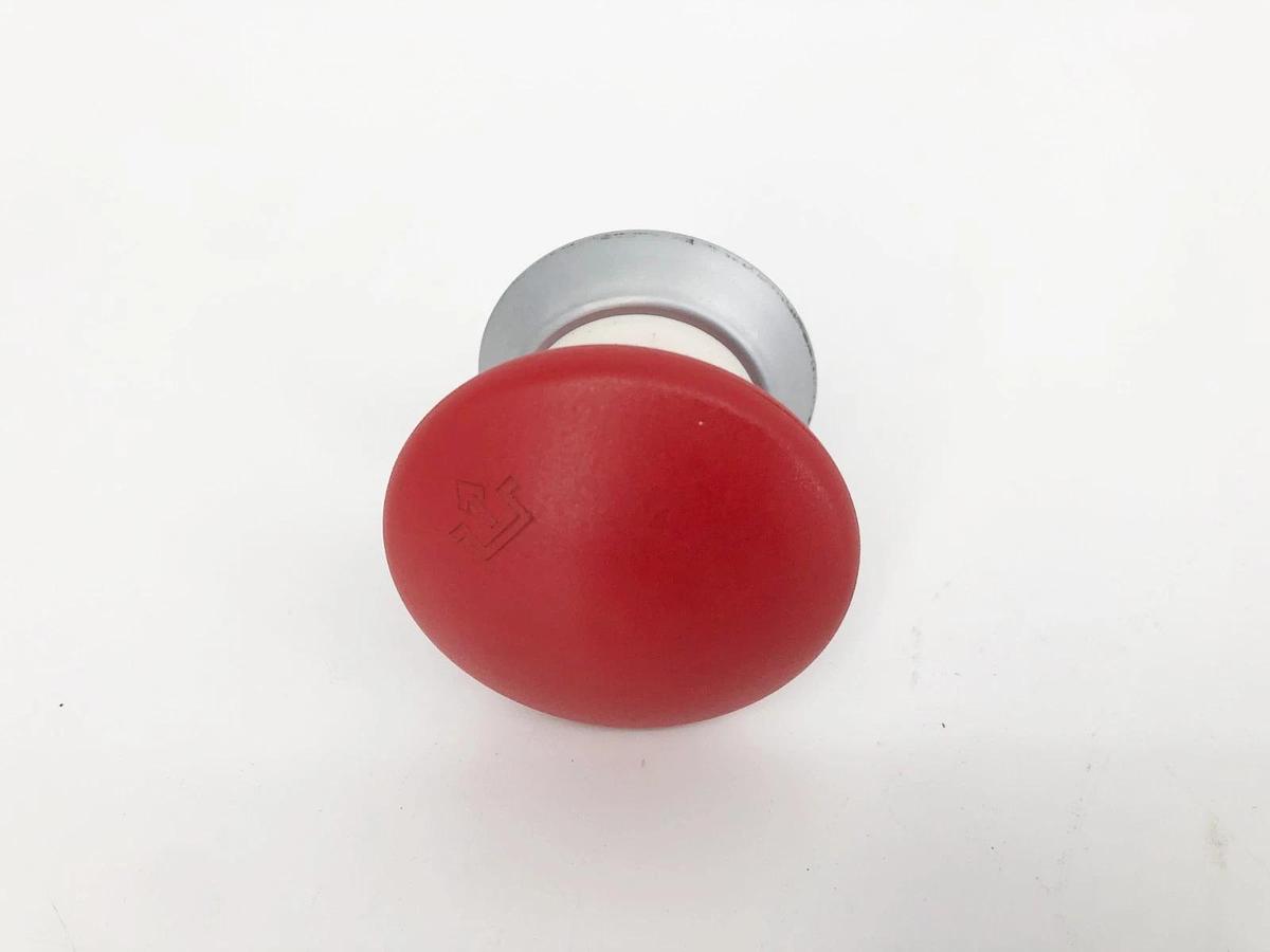 New Schmersal 101163587 E-Stop Switch Latching Red NDRR50RT
