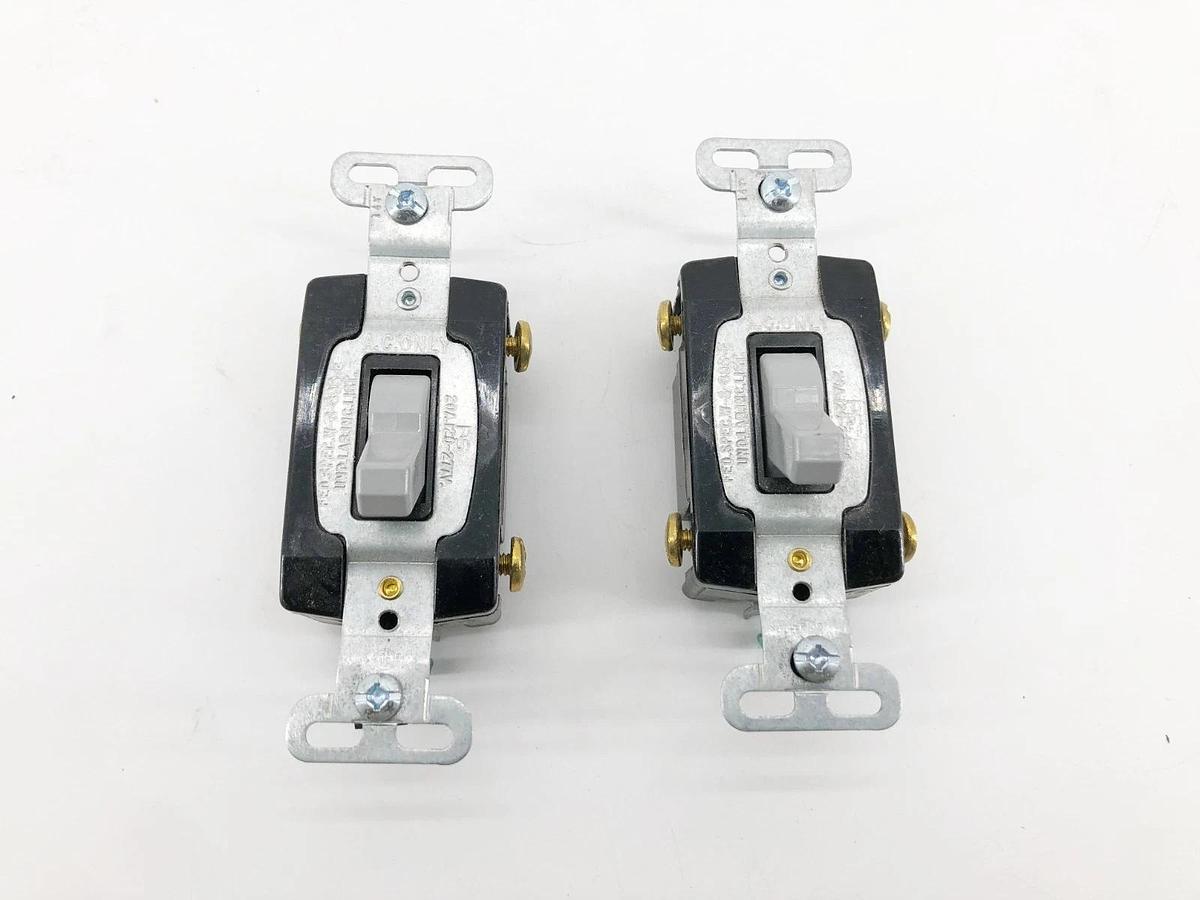 Lot of 2 New Pass & Seymour CSB20AC4-GRY 4-Way Toggle Switches 20A - No Box