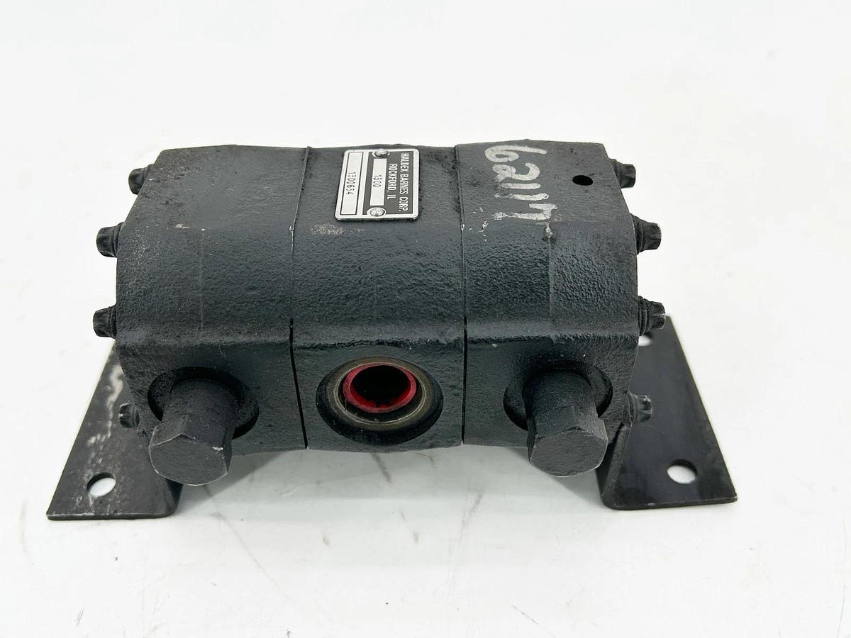 New Haldex Barnes Co.1300634 Hydraulic Valve - No Box