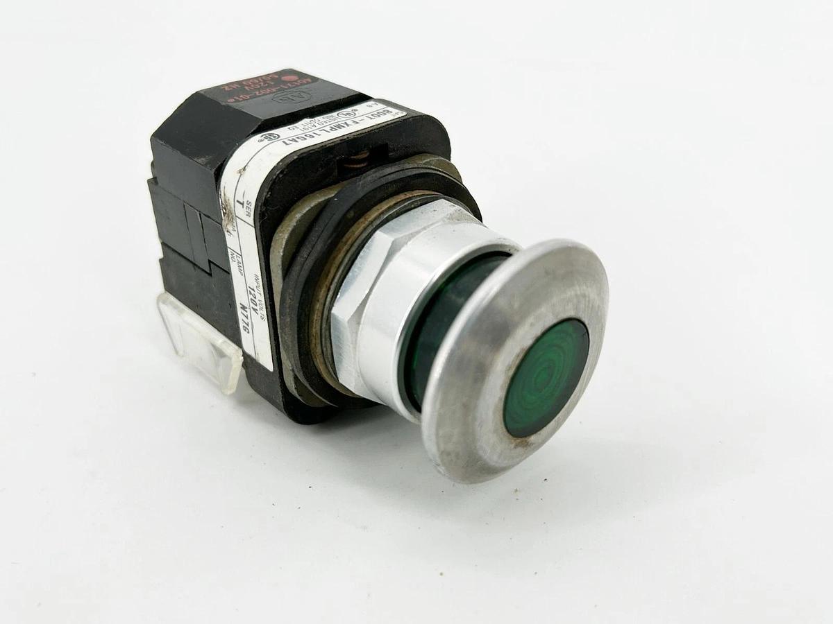 Used Allen Bradley 800T-FXMPL16GA7 Pushbutton 120V Green