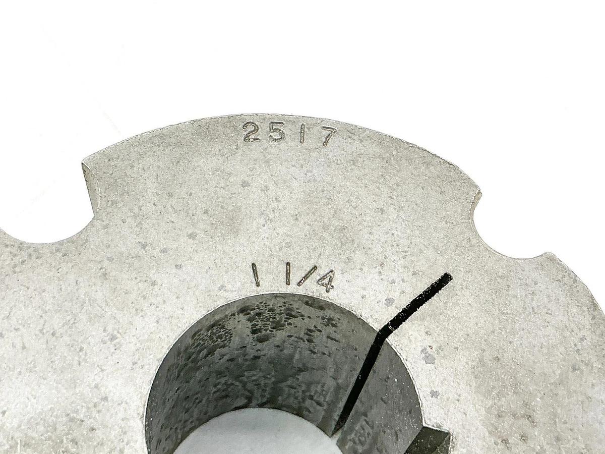 New Lot of 2 Dodge 2517X1-1/4-KW Taper-Lock Bushing 1-1/4" Bore 119112