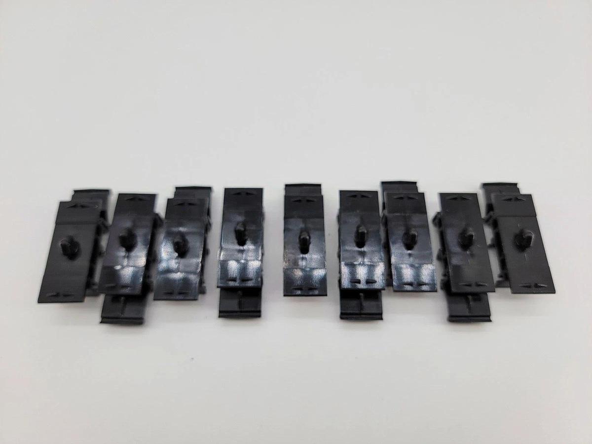 Lot of 9 New Bussmann DRA-1 Fuse Block Din Rail Adapters