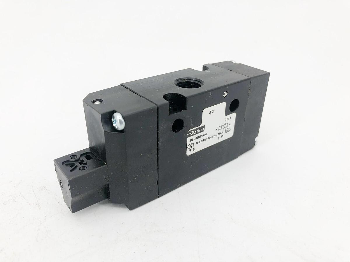 New Parker B5G1BB553C Solenoid Air Control Valve 150psi 120VAC