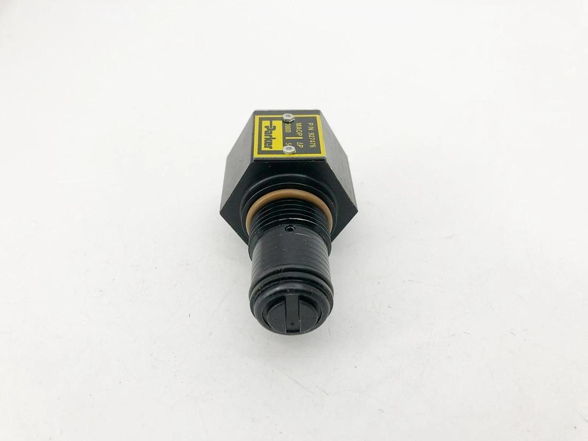 New Parker 927476 Oil Filter Bypass Indicator Gauge - No Box