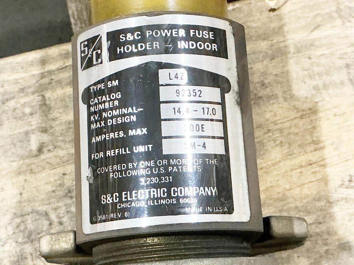 Used S&C 92352 Power Fuse Holder Indoor 14.4-17KV 200A Refill for SM-4 Type L4Z