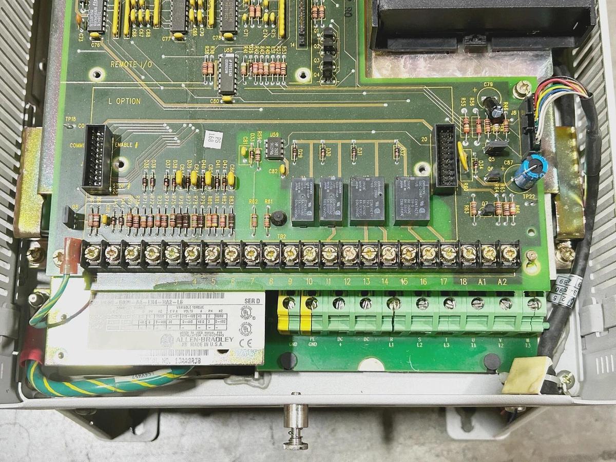 Used Allen Bradley 1336S-B030-AA-EN4-HA2-L6 AC Drive 480V 50/60Hz 36A 30HP