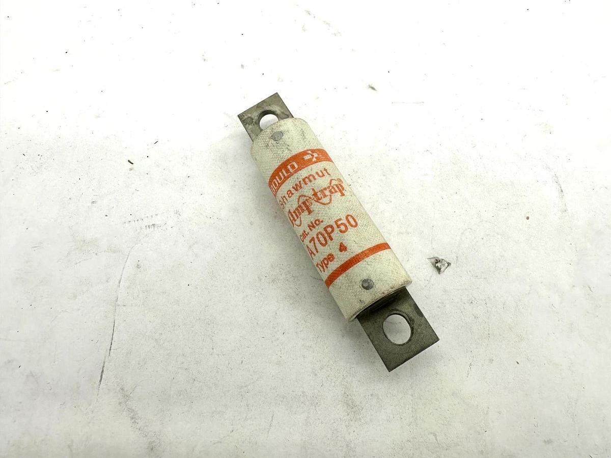 Lot of 2 New Gould Shawmut A70P50 Amtrap Fuse Type 4 10A 700V