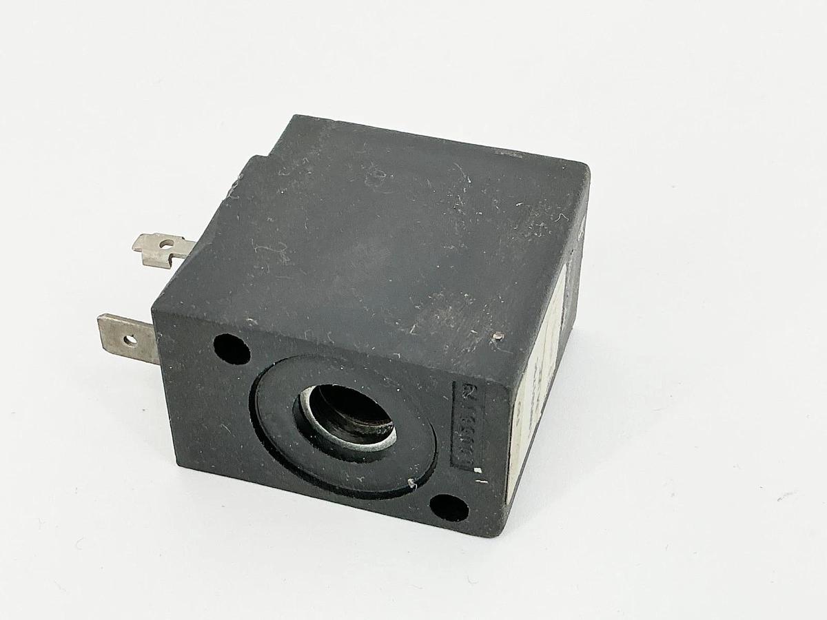 New Parker L0058179C Solenoid Coil 24VDC - No Box