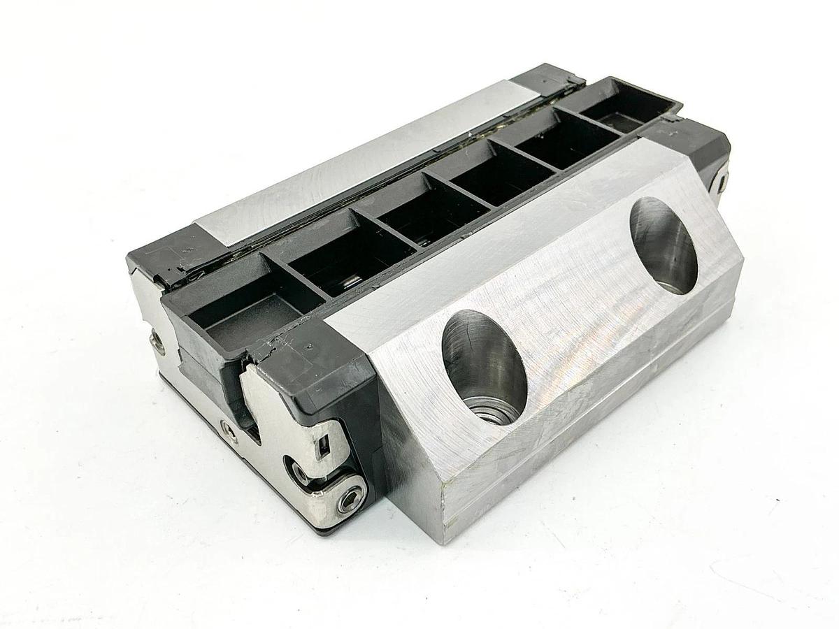 New Rexroth R165371422 Ball Runner Block KWD-030-FLS-C1-N-1
