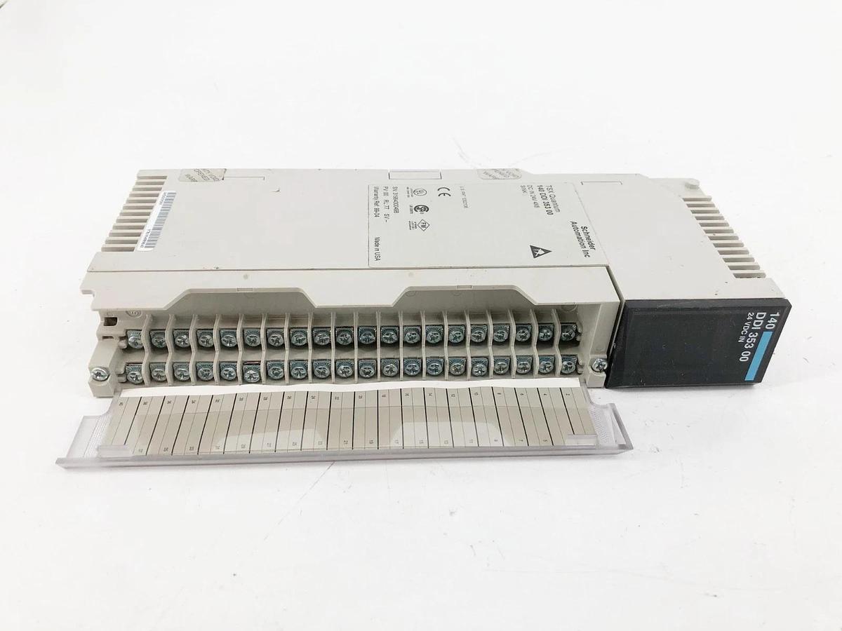 Used Schneider 140 DDI 353 00 TSX Quantum Discrete Input Module DC IN 24V 4X8