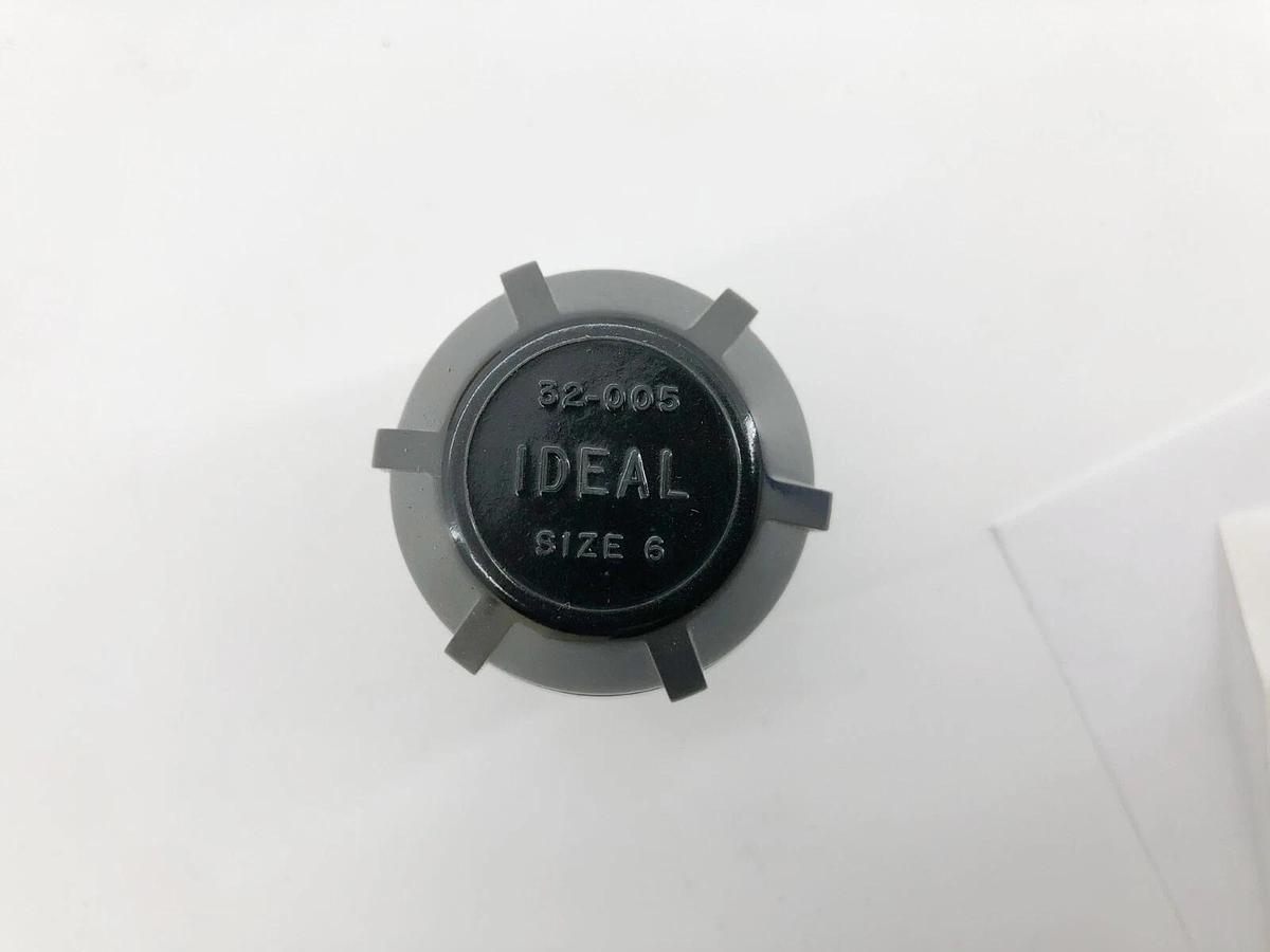 New Gould 32-005G Fuse Clip Clamp 200A 250-600V Size 6