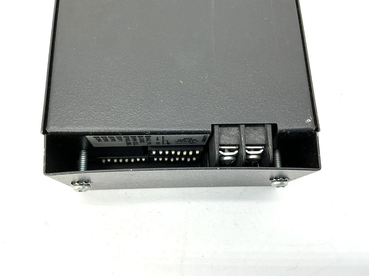 Used Red Lion DT3D0500 Tachometer 5-Digit LED Display 115VAC 50/60HZ DT3D