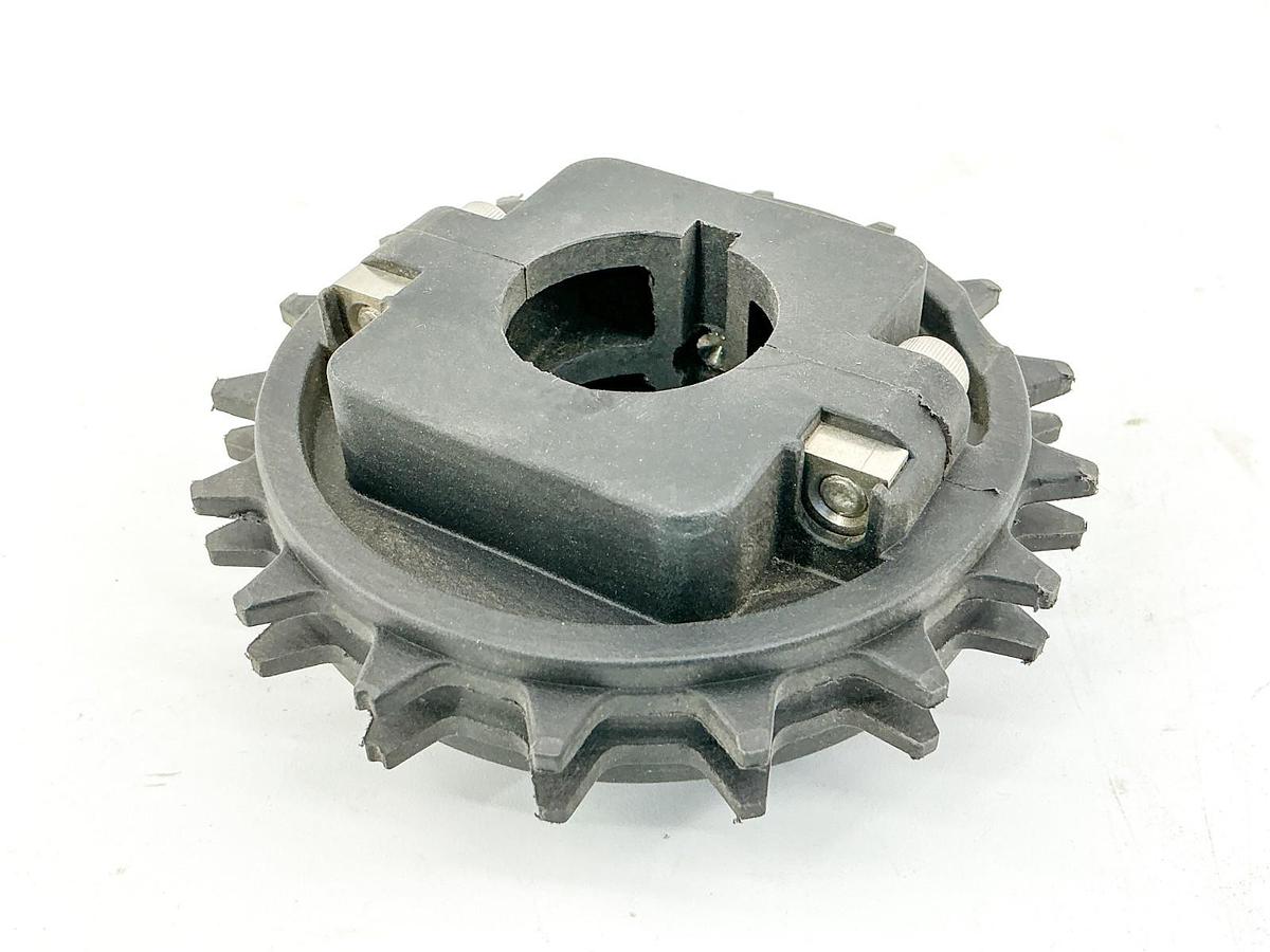 New Rexnord 10028669 Sprocket NS8500-17T 1-1/4IN_1KW1SS_PA - No Box