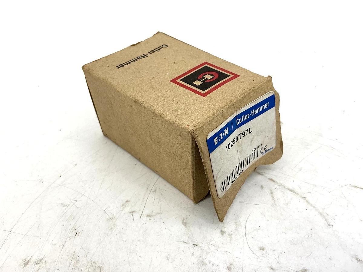 New Eaton Cutler-Hammer 10250T97L Light Module for Push-Pull Oper No Bulb 250V
