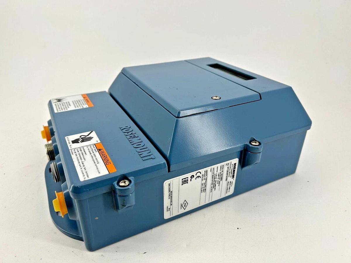 New Rosemount 8712ESR1A1M4 Transmitter 2A 250V 50/60Hz