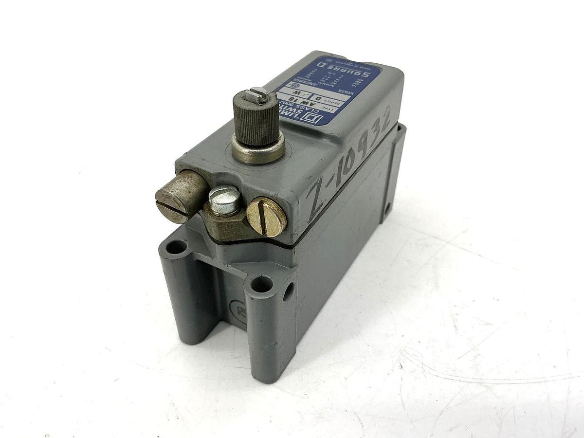 New Square D 9007AW-16 Ser D Limit Switch Plug-In 1NO-1NC 600VAC - No Box