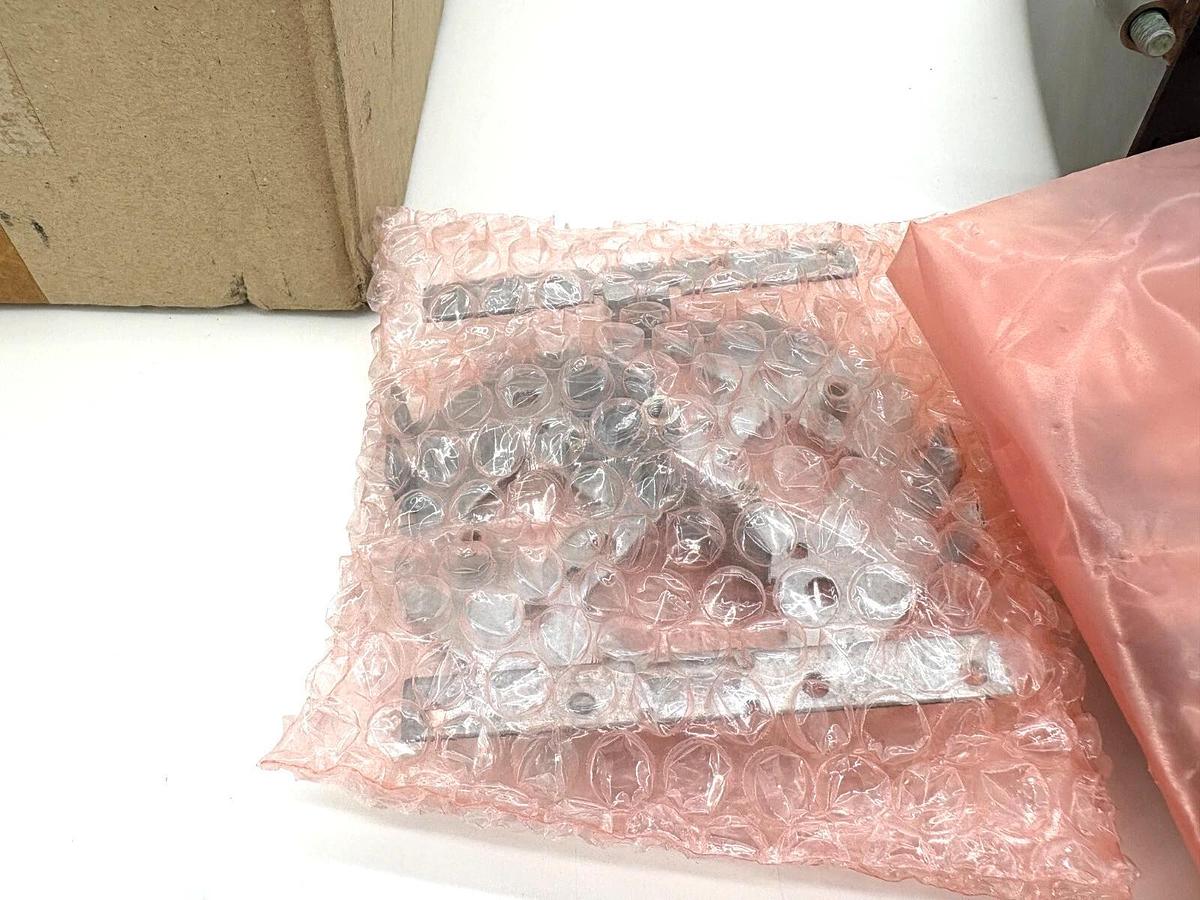 New Siemens 7ME69201QA301AA0 Flow Transmitter Sitrans FM Mag 6000 24V 10W