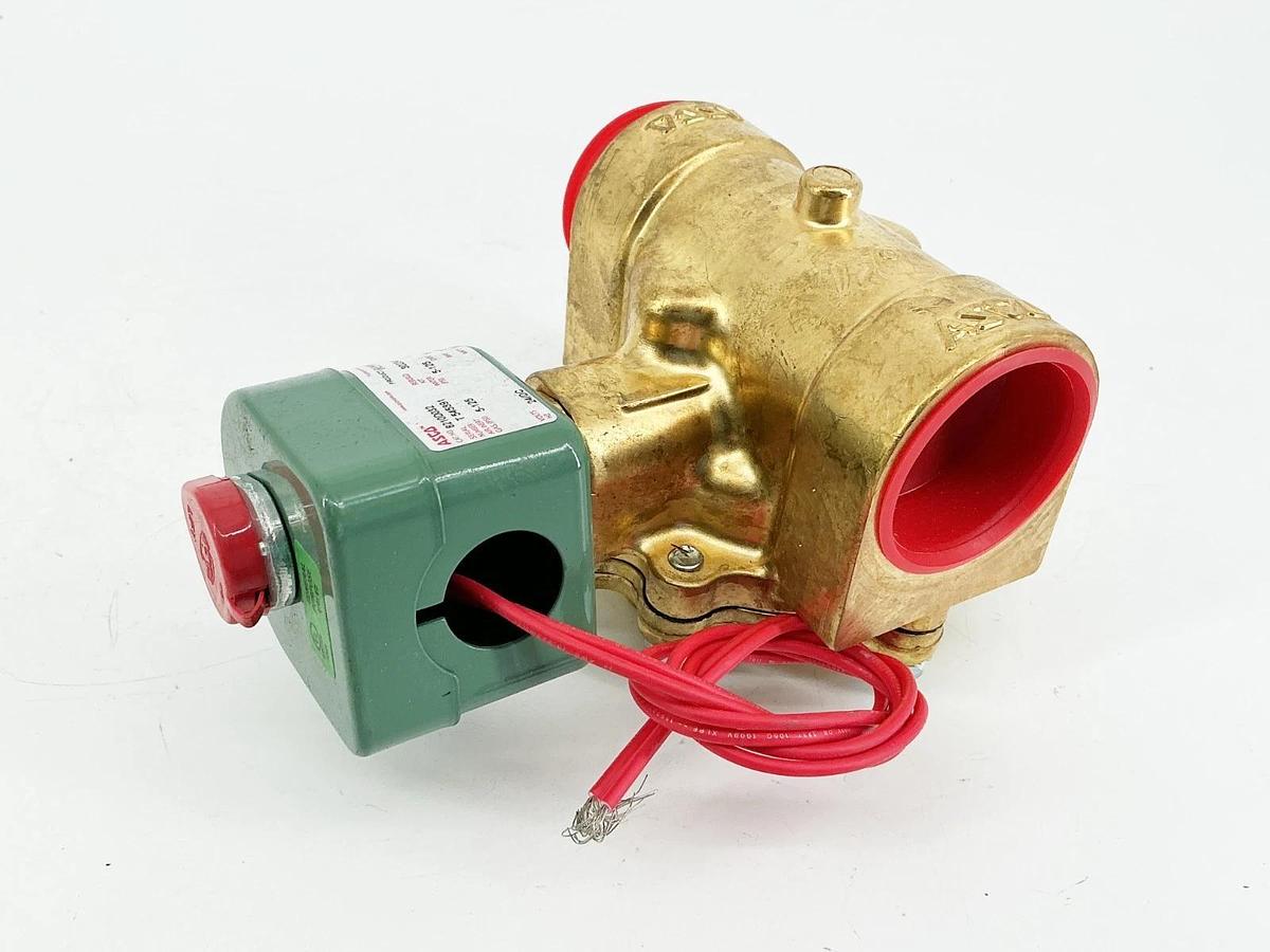 New Asco 8210D032 24VDC Solenoid Valve 125PSI 1-1/2"Pipe 16.8W