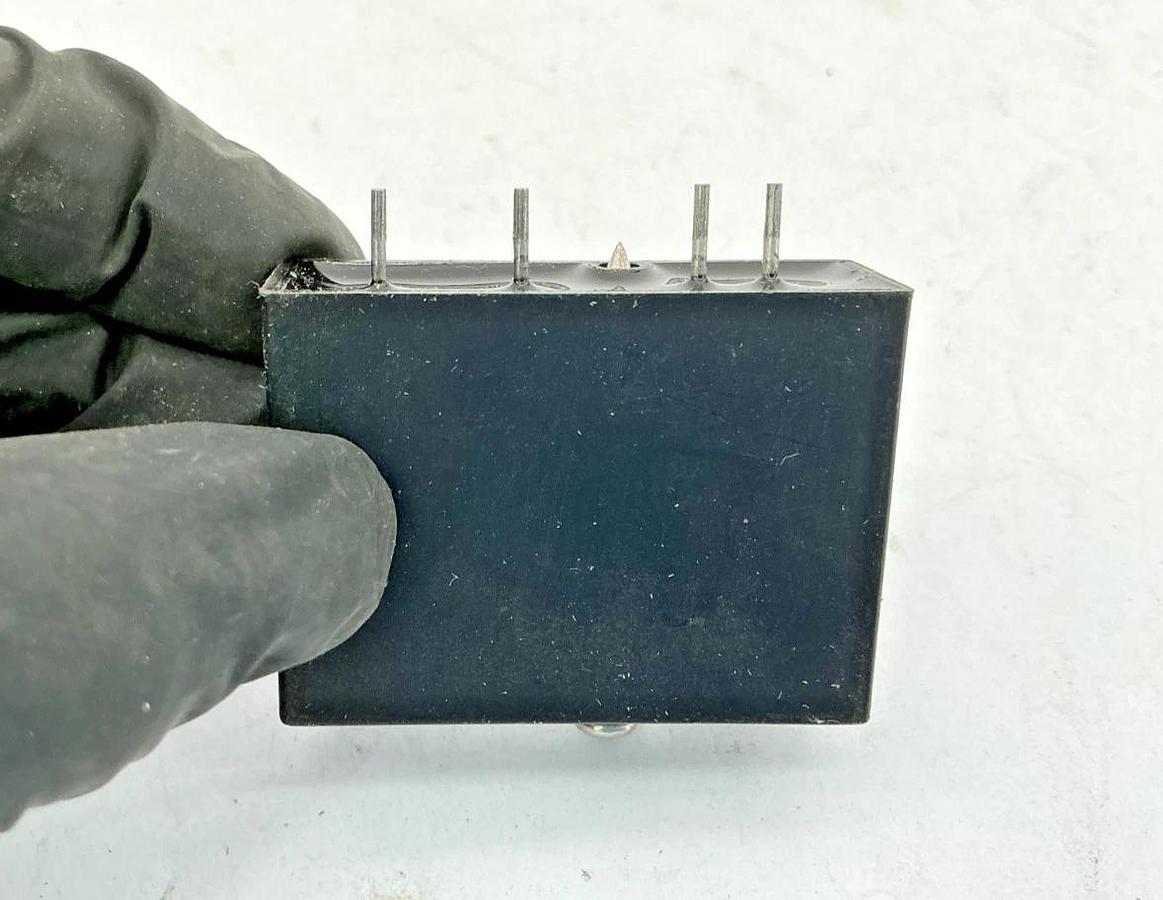 Used Lot of 4 OPTO 22 OAC15 I/O Module Current Rating 3A 4-Pin