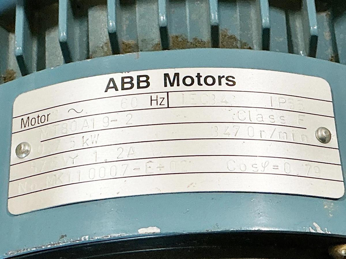 New ABB MT80A19-2 Electric Motor 0.75KW m575V 1.2A 3470RPM MK110007-E+02