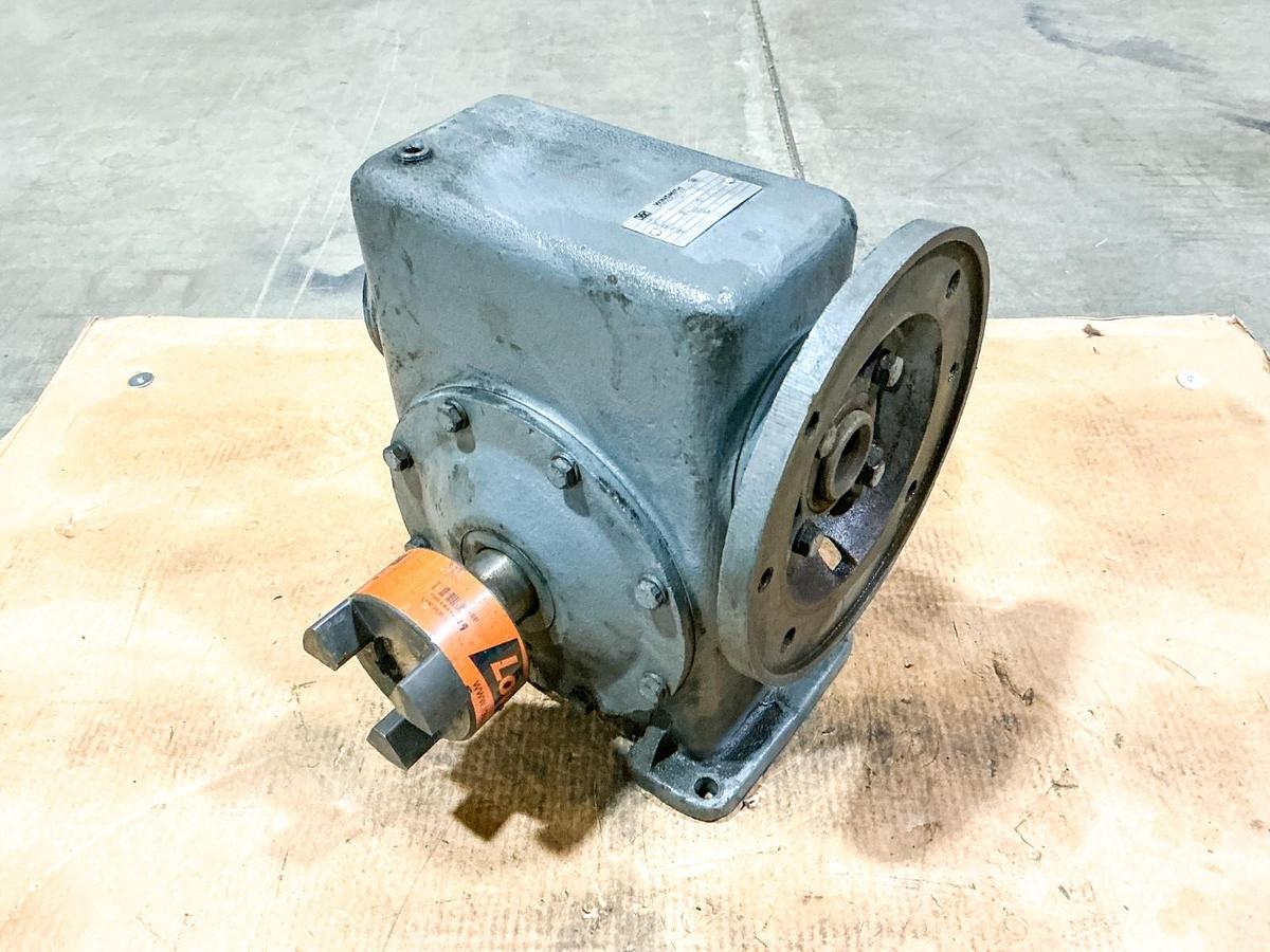 Used Winsmith 007MCTS33000DN Gear Box 20 Ratio 1800RPM 4.41 Input HP 7MCT