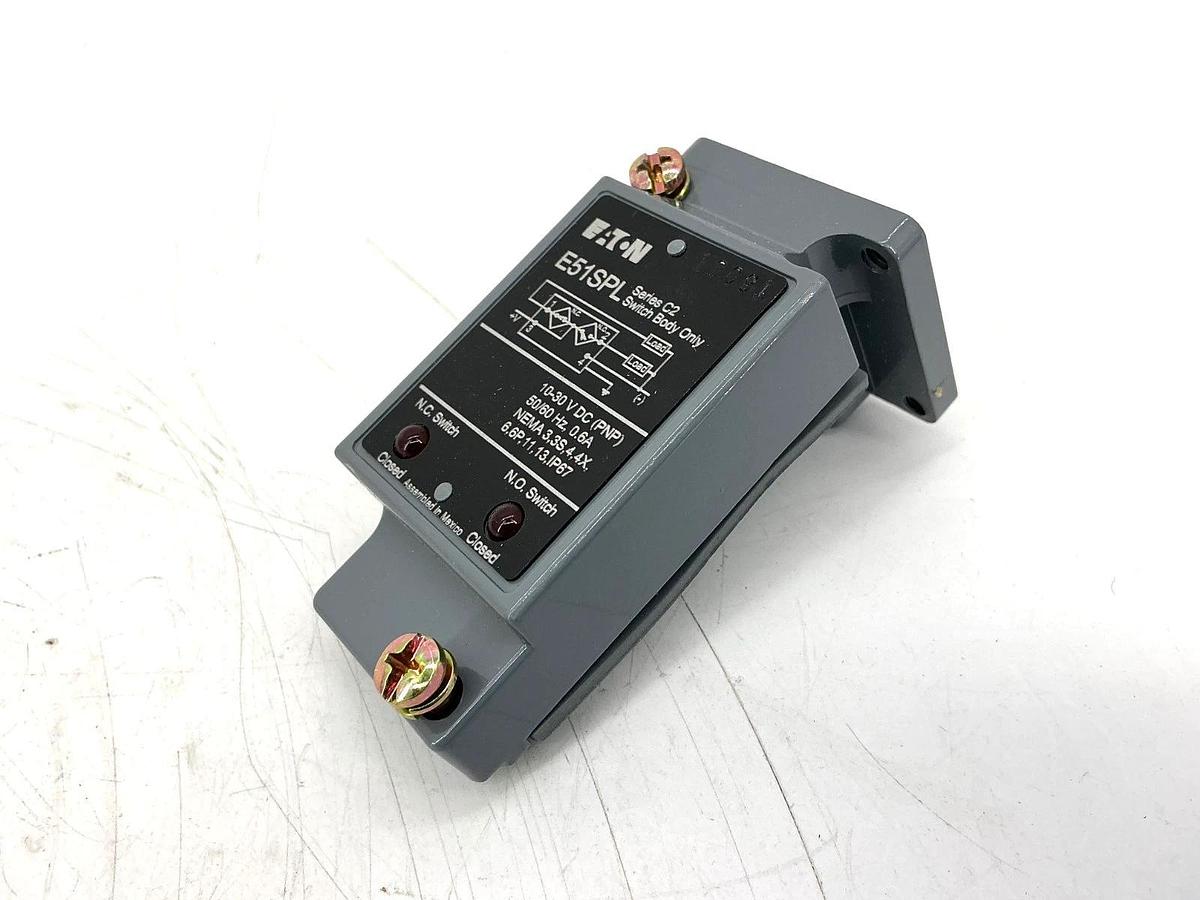 New Eaton E51SPL Ser C2 Switch Body 3-Wire NO & NC 0.6A 10-30VDC 50/60HZ