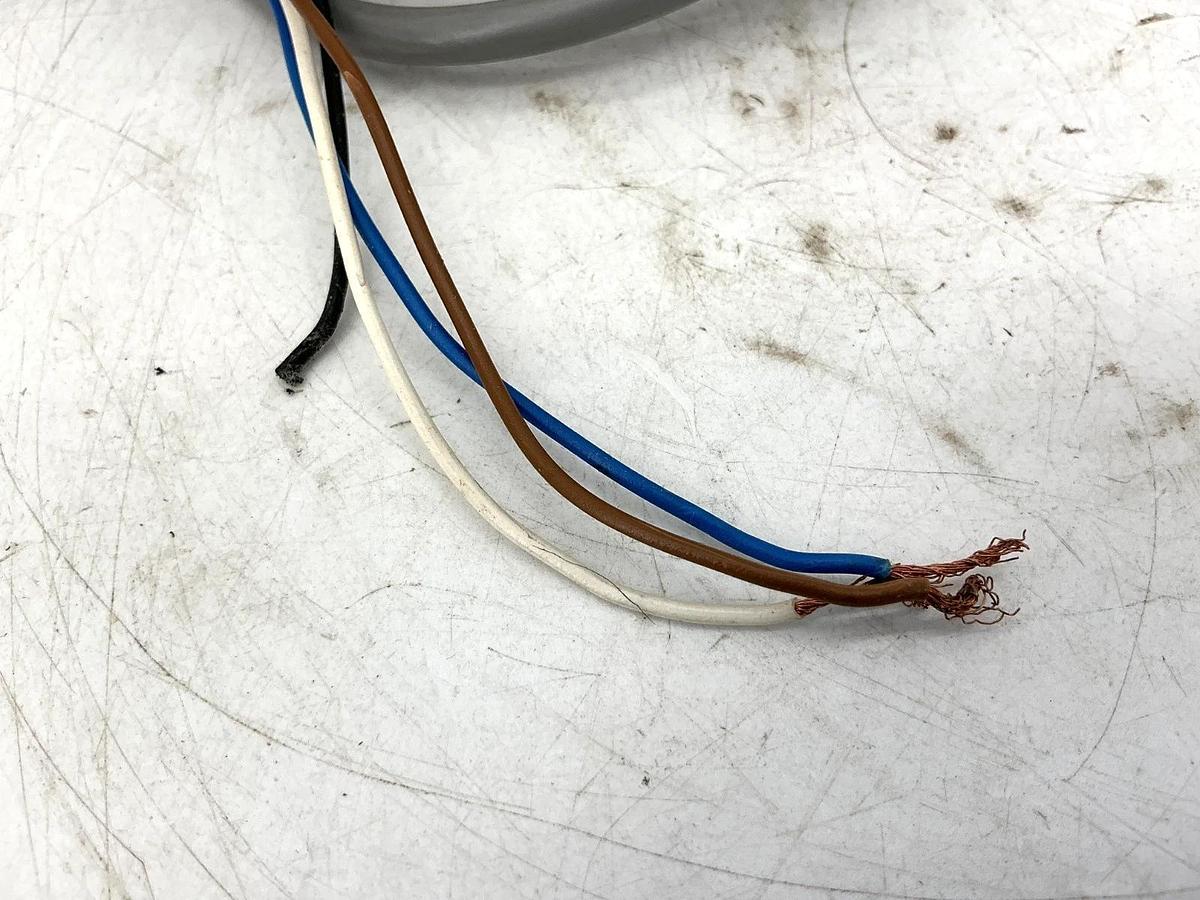 Used Turck Bi10-M30-LIU Inductive Proximity Sensor Sn=3-8mm 4-Wire 15-30VDC