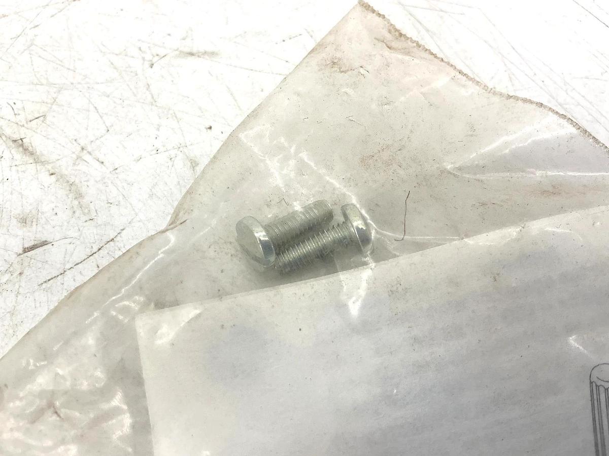 New Allen Bradley 700-DRA Ser A Din Rail Adapter Plate Silver 700DRA