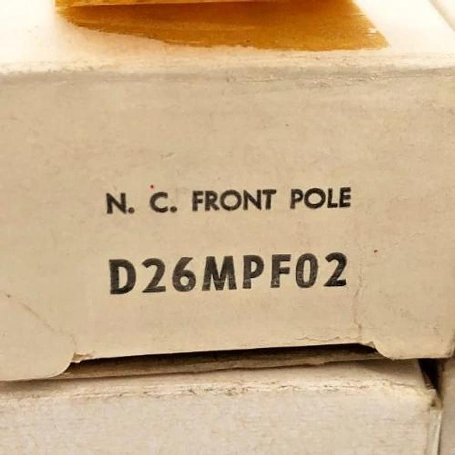 Lot of 4 New Cutler-Hammer D26MPF02 Front Pole Contact Cartridges