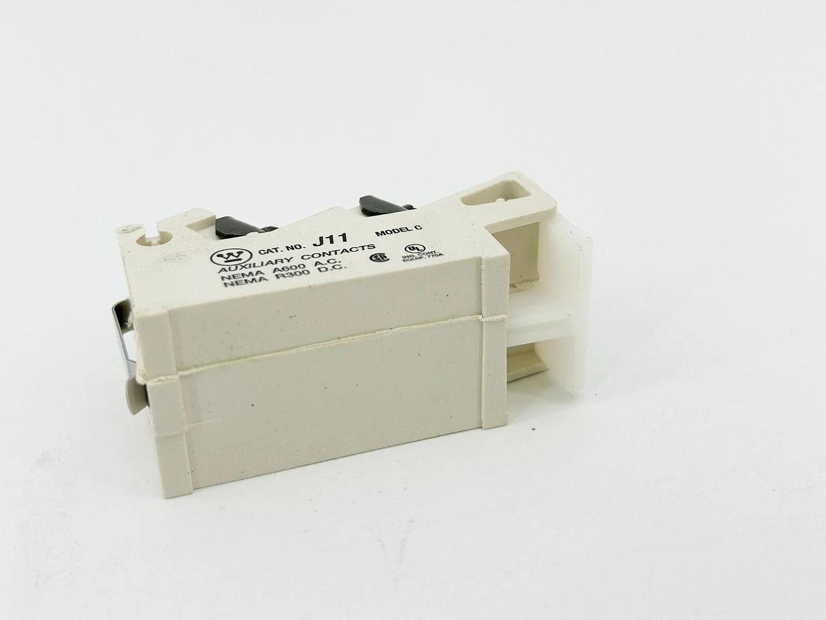 New Cutler Hammer J11 Auxiliary Contact NMA A600 AC R300 DC 9084A17G01