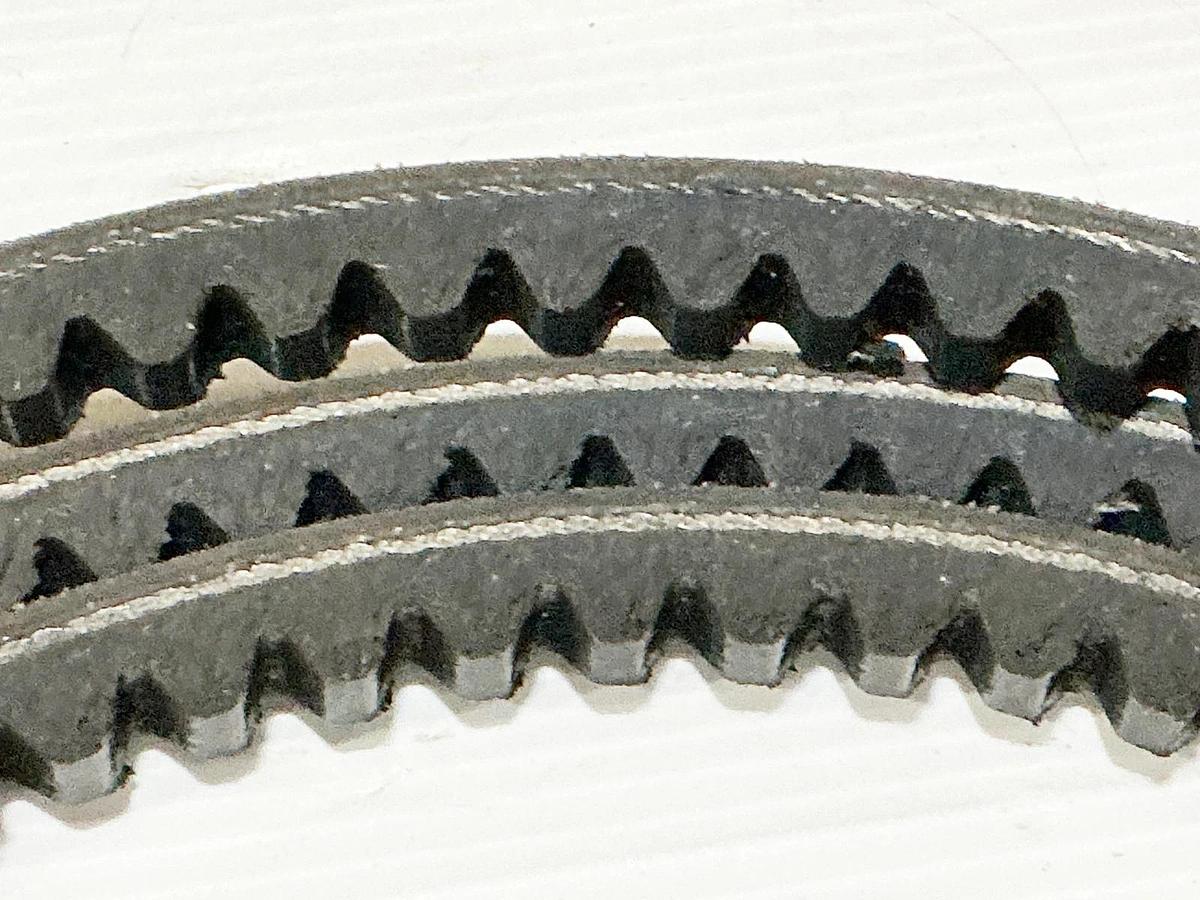 New Goodyear 5VX1060 Cogged Belt 106" Length 0.62 Width - No Box