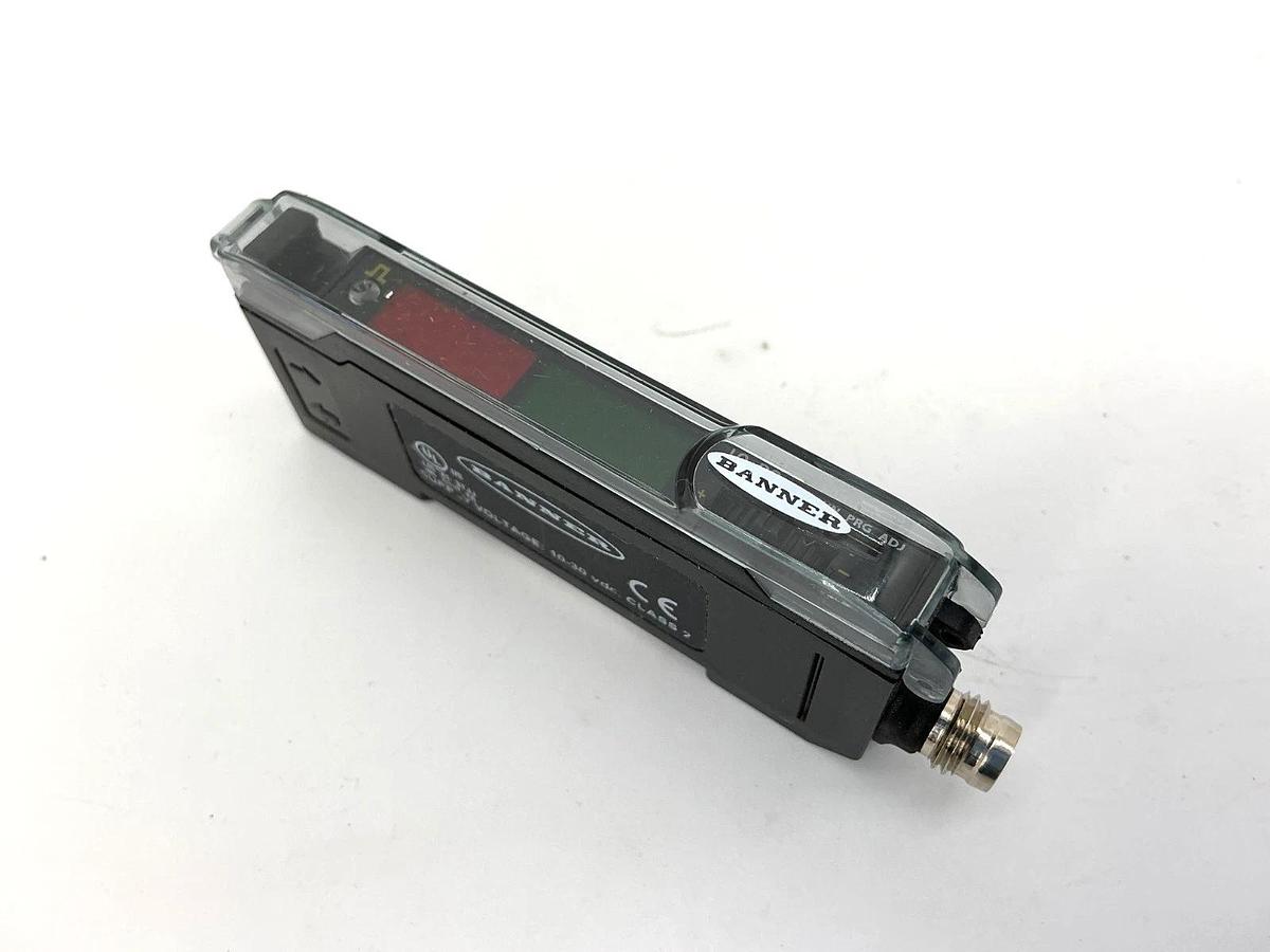 New Banner Engineering DF-G1-PS-Q7 Fiber Amplifier 10-30VDC 19359 - No Box