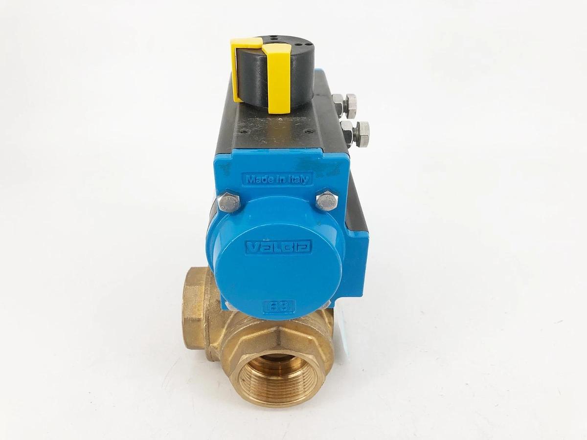 New Bonomi 8P0132-F-1-1/2 Ball Valve 3-Way 82SRB512 SR 63.5 FO 116psi - No Box