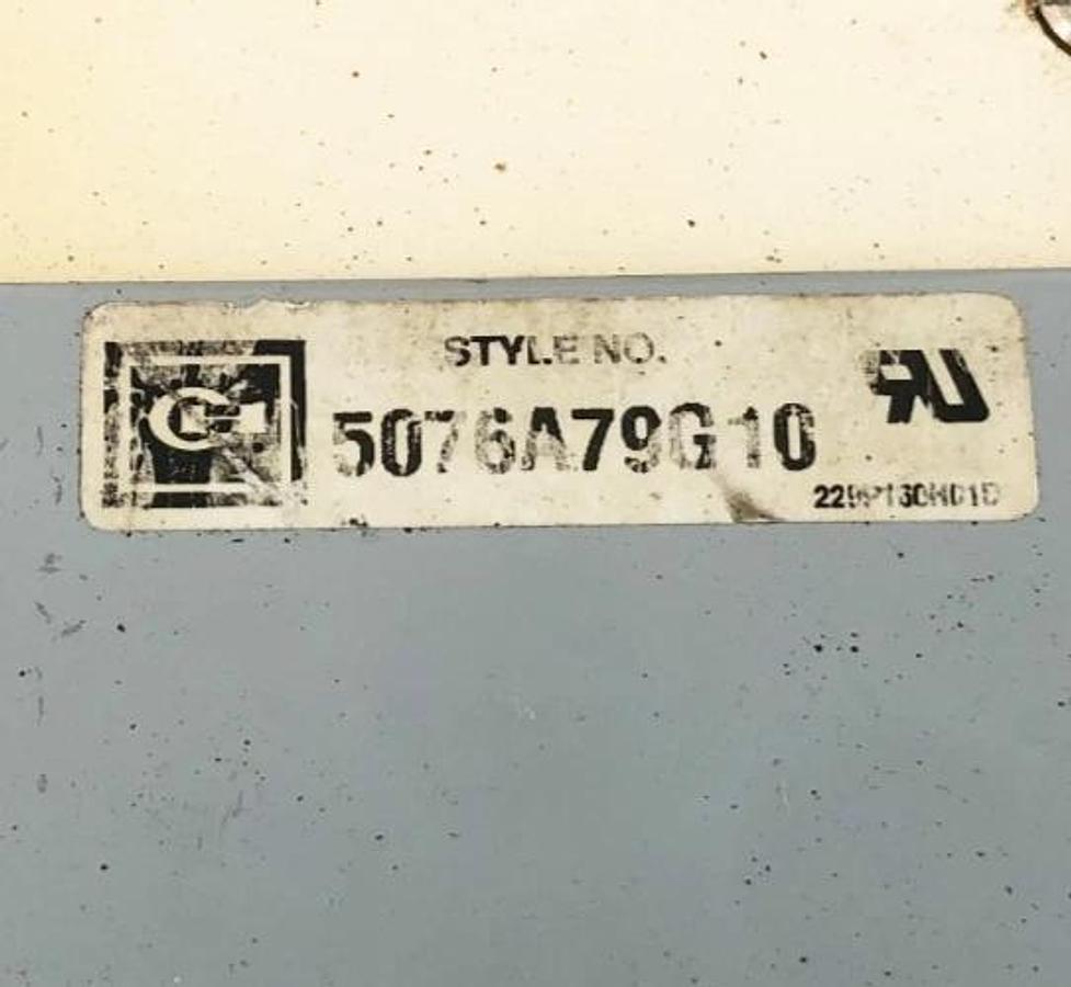 Used Cutler-Hammer 5076A79G10 Circuit Breaker Handle Operator
