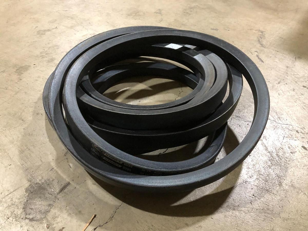 New Gates D285 Hi-Power II V-Belt - No Box
