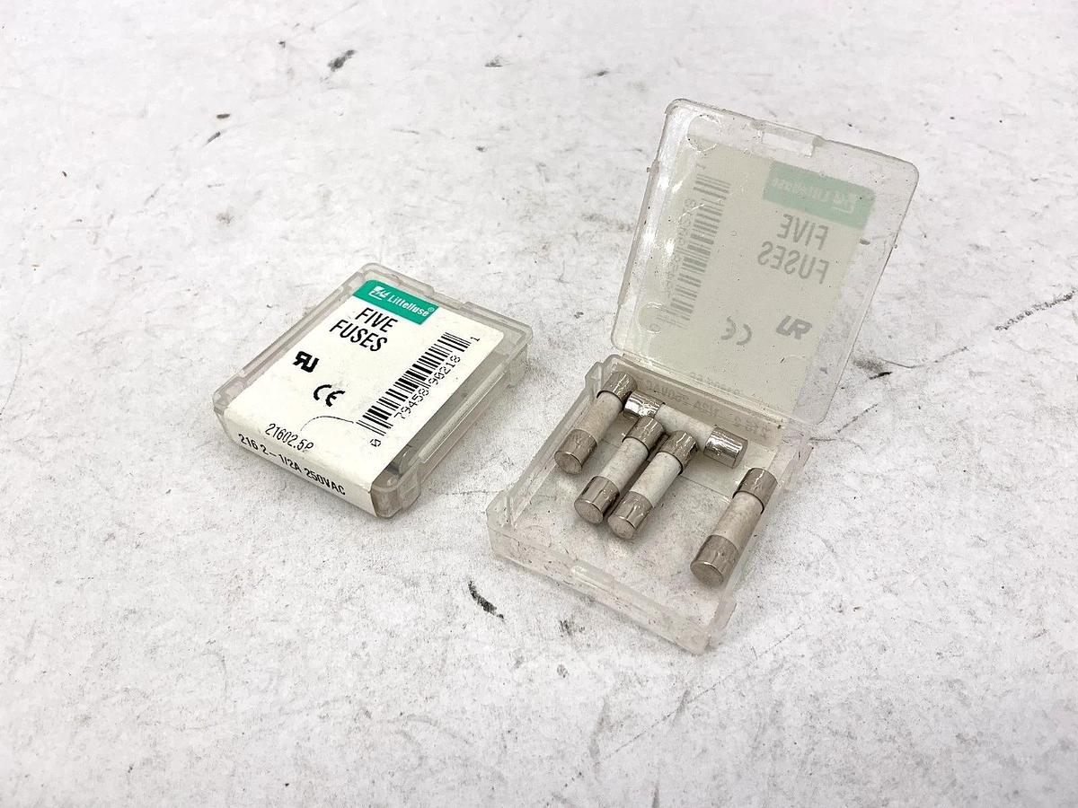 Lot of 10 New Littelfuse 21602.5P Fast-Acting Fuse 021602.5VXP 216 2-1/2A 250V