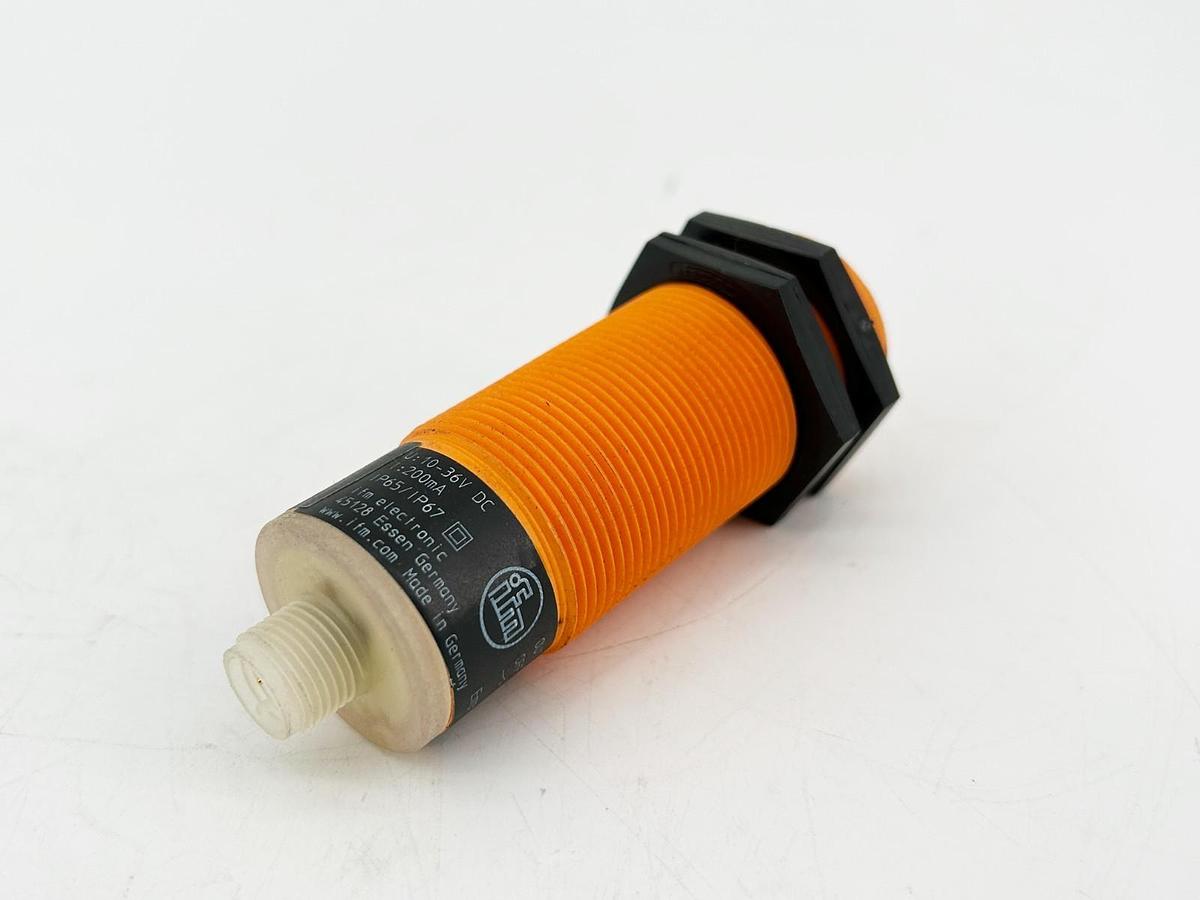 New IFM KI5083 Capacitive Sensor 36VDC 200mA 10Hz 20mm Sensing Range - No Box