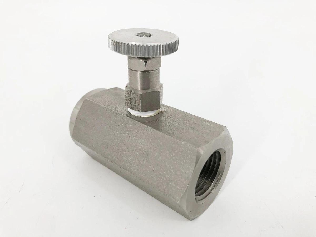 New Deltrol N30SSK Flow Control Valve 1/2" NPTF 5000psi 10001-17