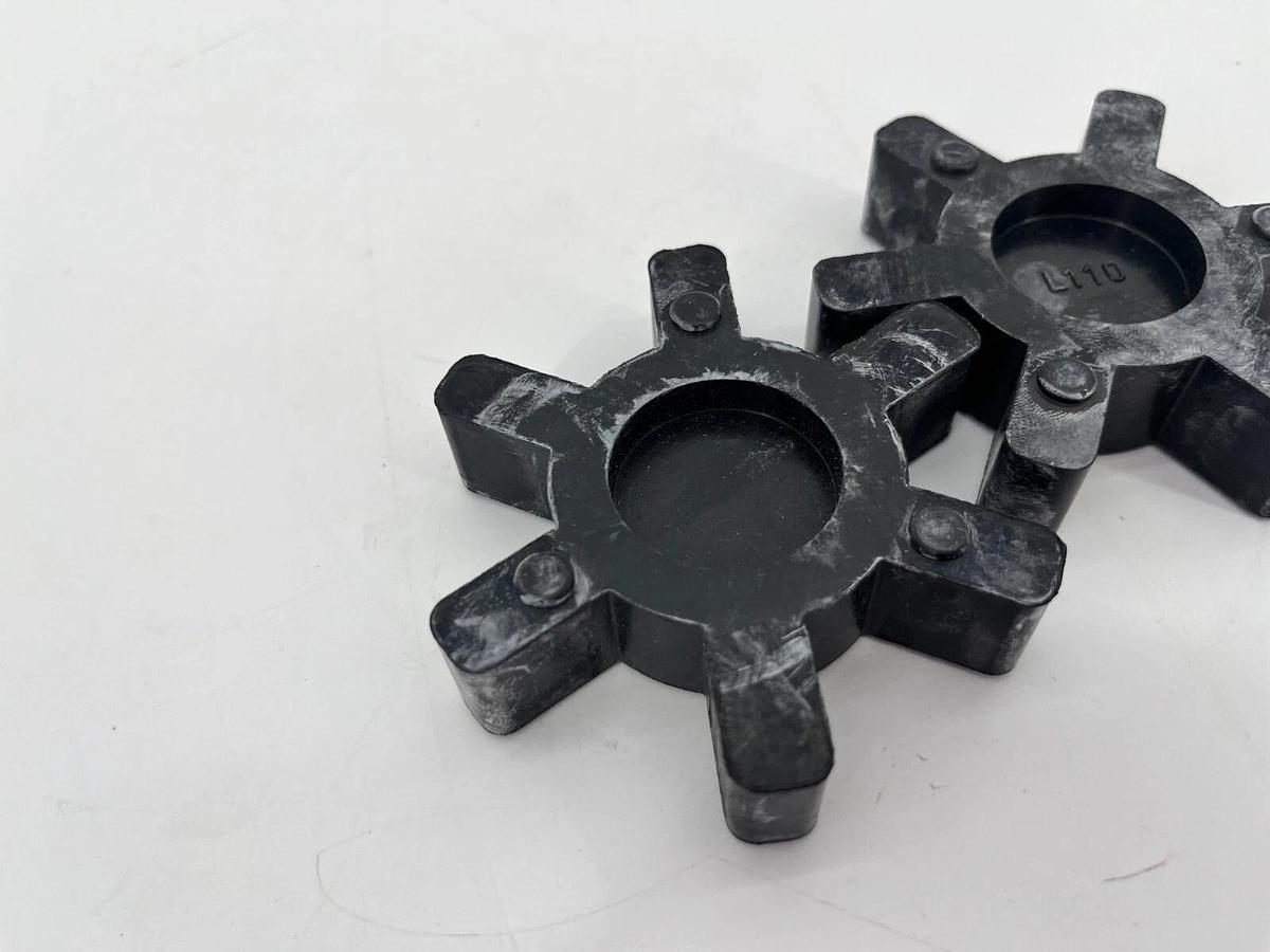 Lot of 2 New Generic L110 Coupling Spiders Solid Center